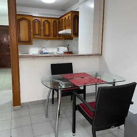 아파트 Cristianos Center 로스크리스티아노스